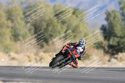 media/Dec-06-2025-CVMA (Sat) [[4a896cc04c]]/Race 12-Supersport Middleweight/